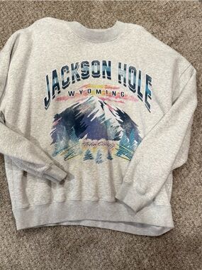 Abercrombie & Fitch Heather Gray Crewneck with Mountain Graphic